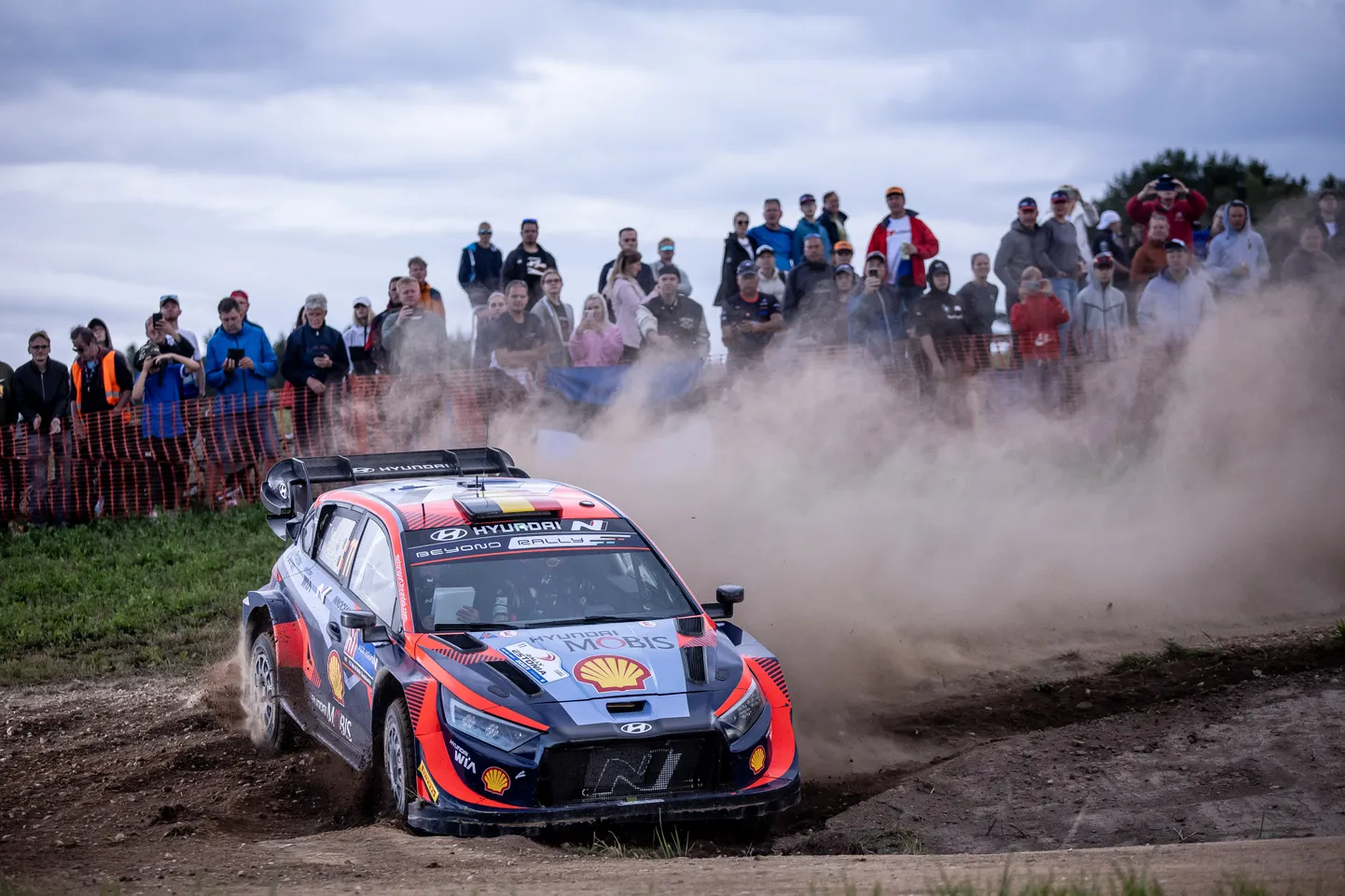 Thierry Neuville Hyundai i20 Rally1-auto roolis ning võib juhtuda, et ralliradadel näeme seda autot kihutamas viimast aastat.