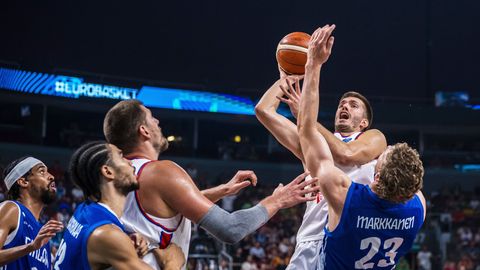 Somijas basketbolisti šokē favorītus serbus EČ astotdaļfinālā