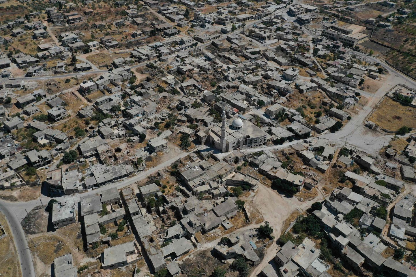 Pamests ciems Sīrijas ziemeļrietumos. Ilustratīvs attēls.