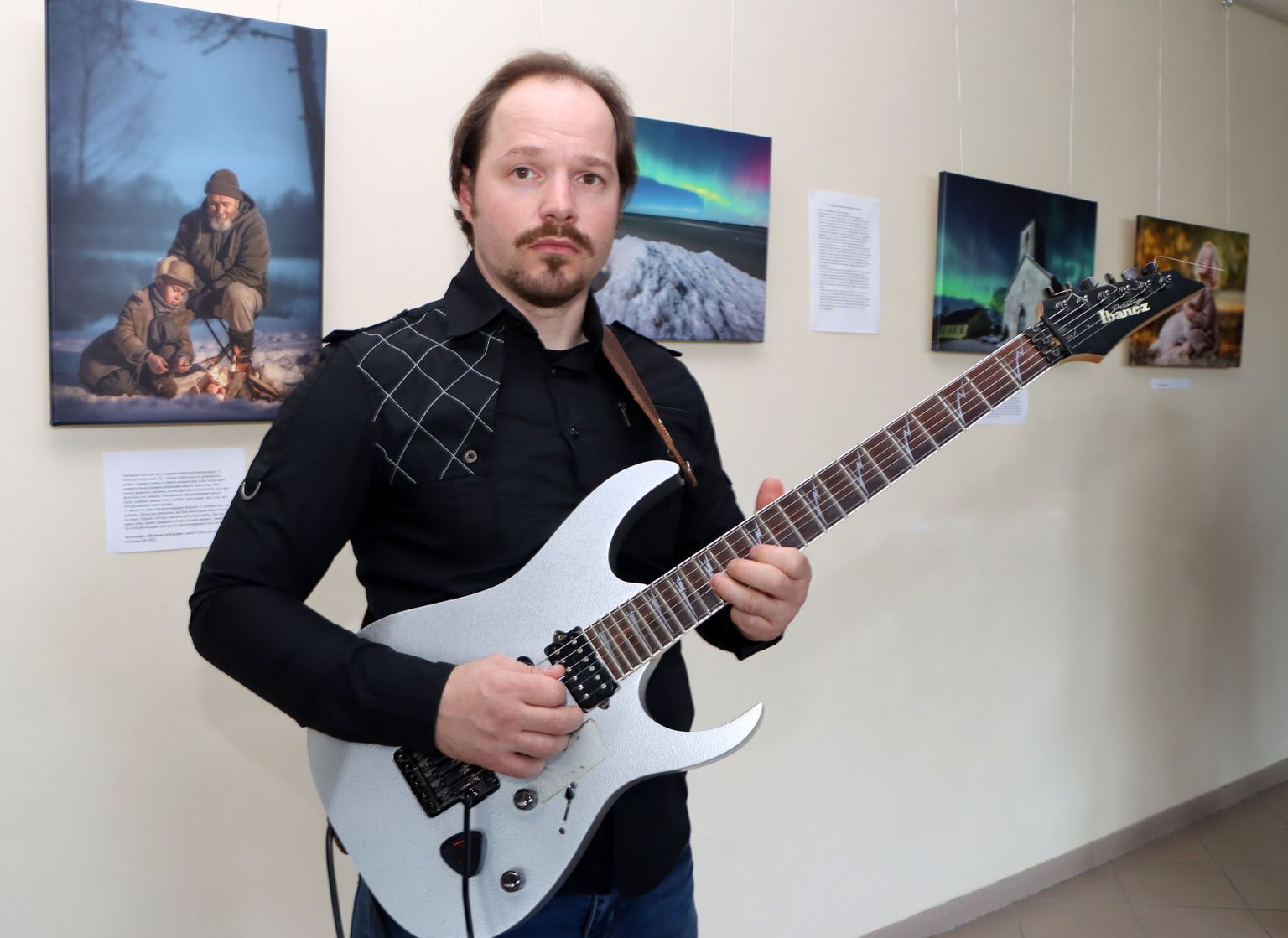 Aleksandr Kurnossovi käes kõlab kitarr imeliselt, tema fotokaamera aga jäädvustab muinasjutulisi looduspilte.
