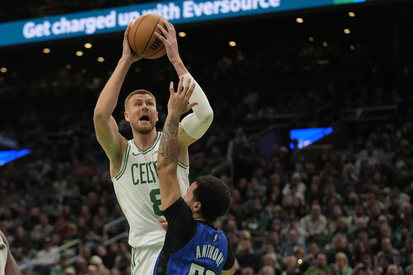 Porziņģis gūst 23 punktiem sekmē "Celtics" uzvaru