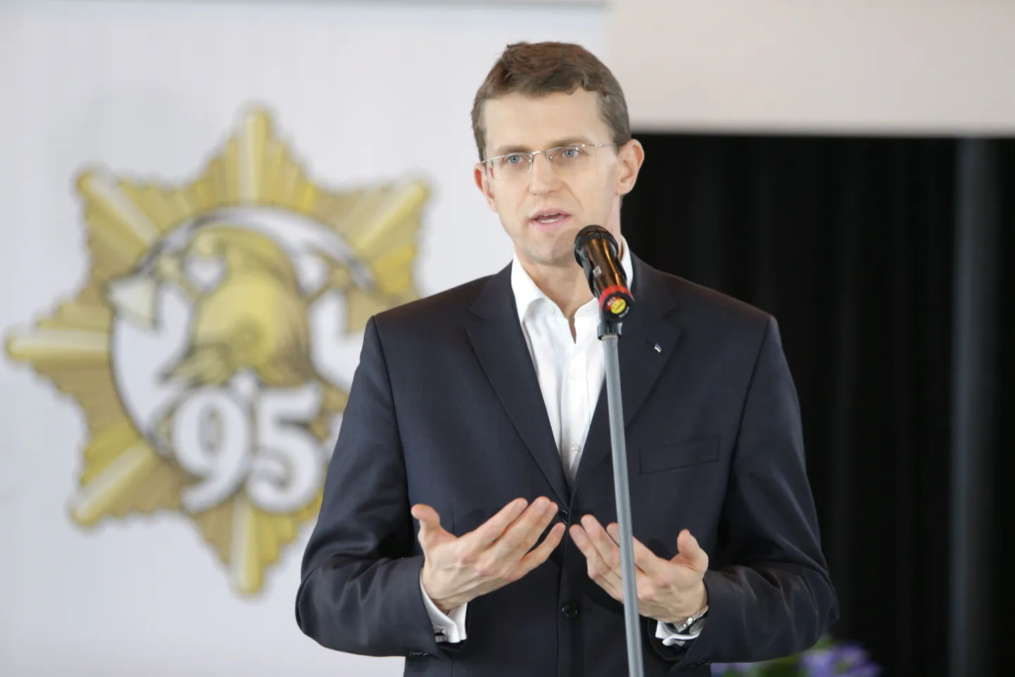 Ken-Marti Vaher.