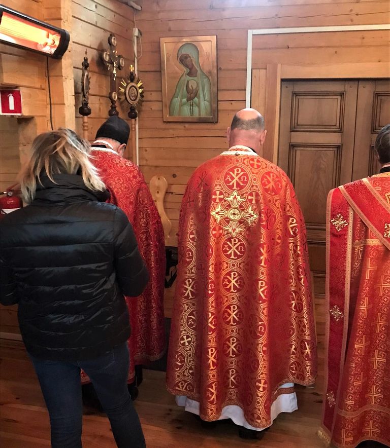 Dnipro katoliku kiriku preestrid paluvad rahu.