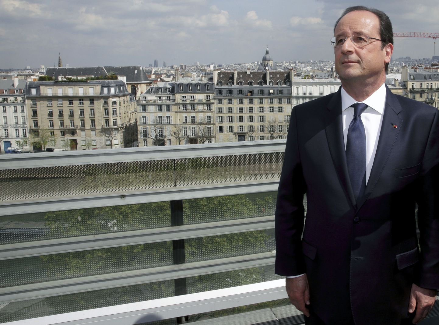 Prantsusmaa president François Hollande Araabia Instituudi terrassil Pariisis.