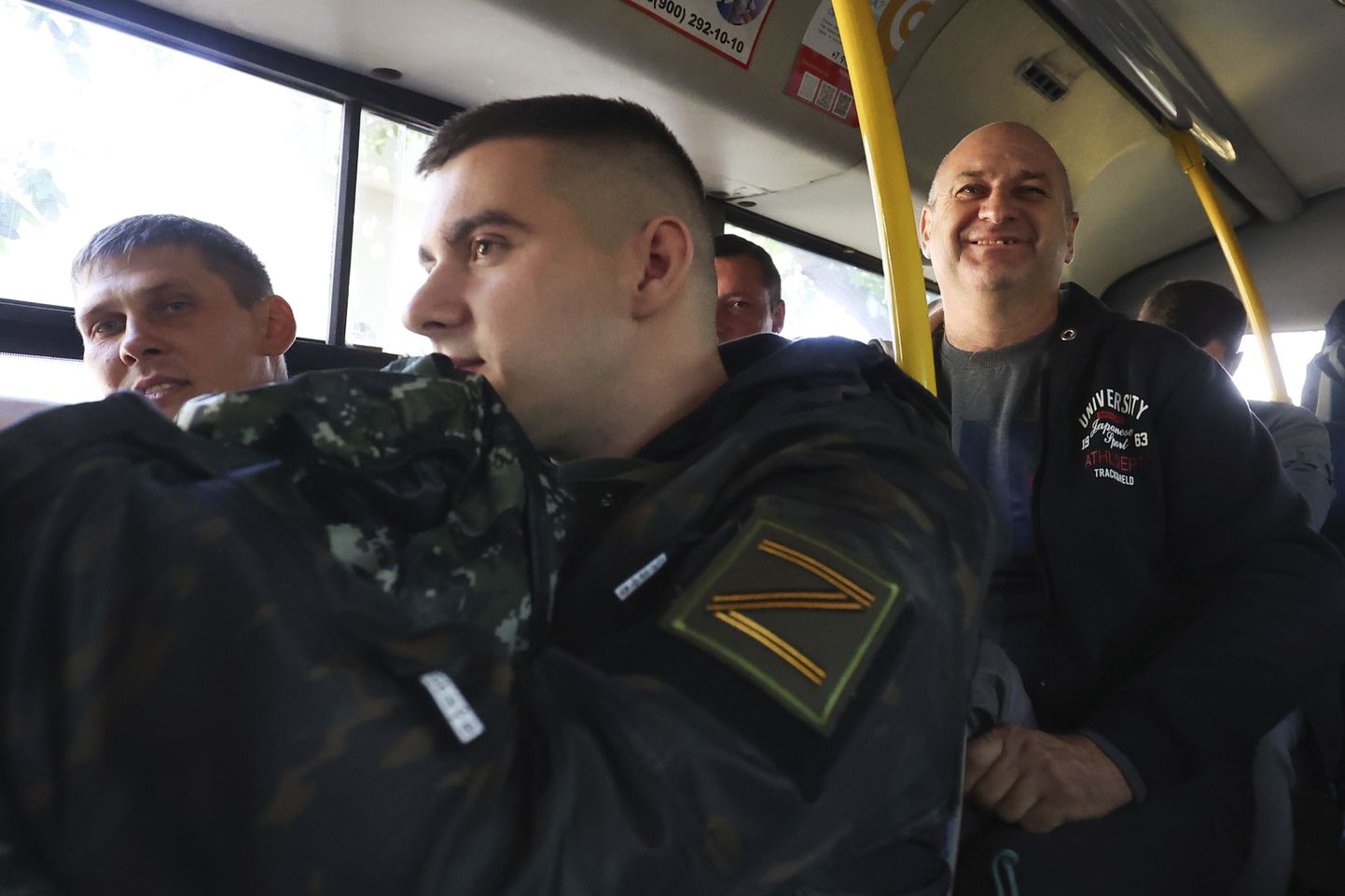 Mobiliseeritud istumas bussis Krasnodari sõjaväe värbamiskeskuse lähedal.