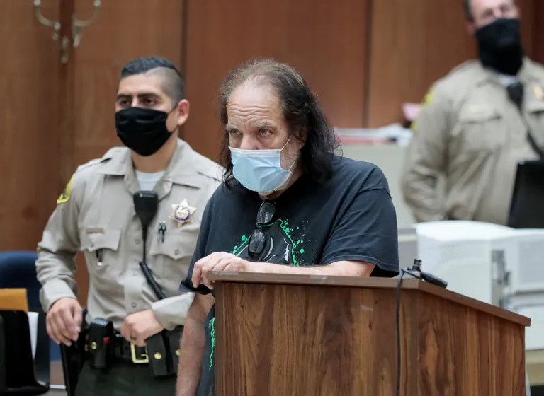 67-aastane Ron Jeremy kohtud, 23. juunil.