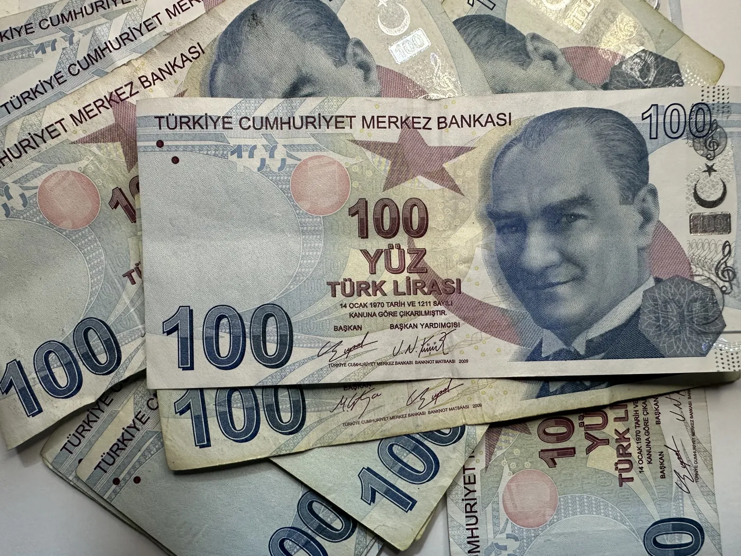 Türgi keskpank tõstis järsult intressimäära