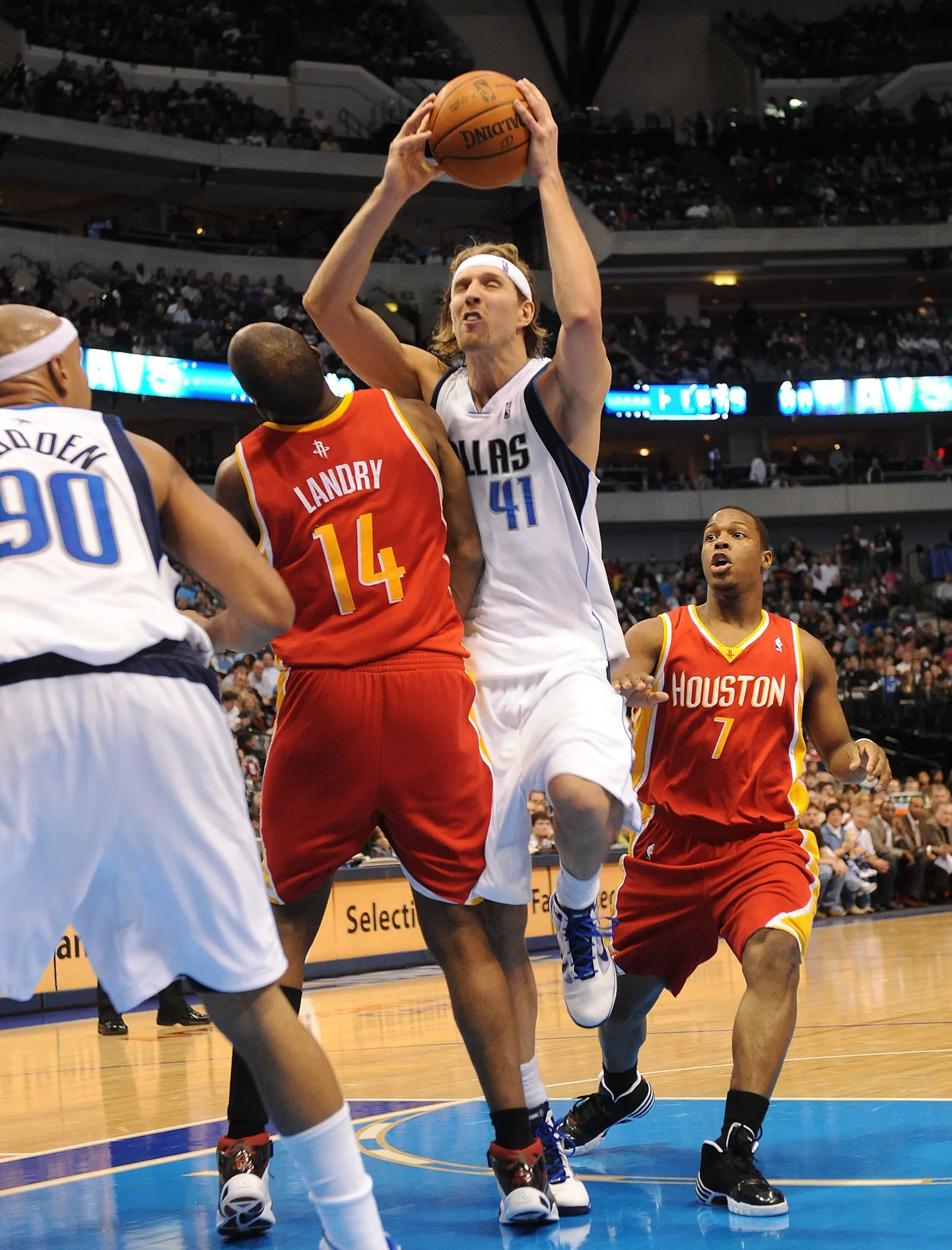Dirk Nowitzki (nr.41).