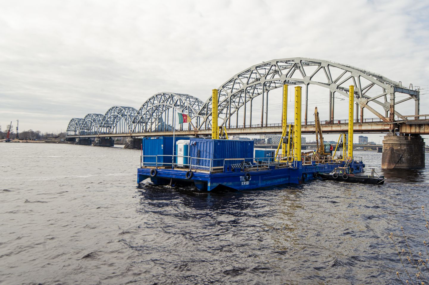 Sākas pāļu betonēšana jaunajam "Rail Baltica" tiltam