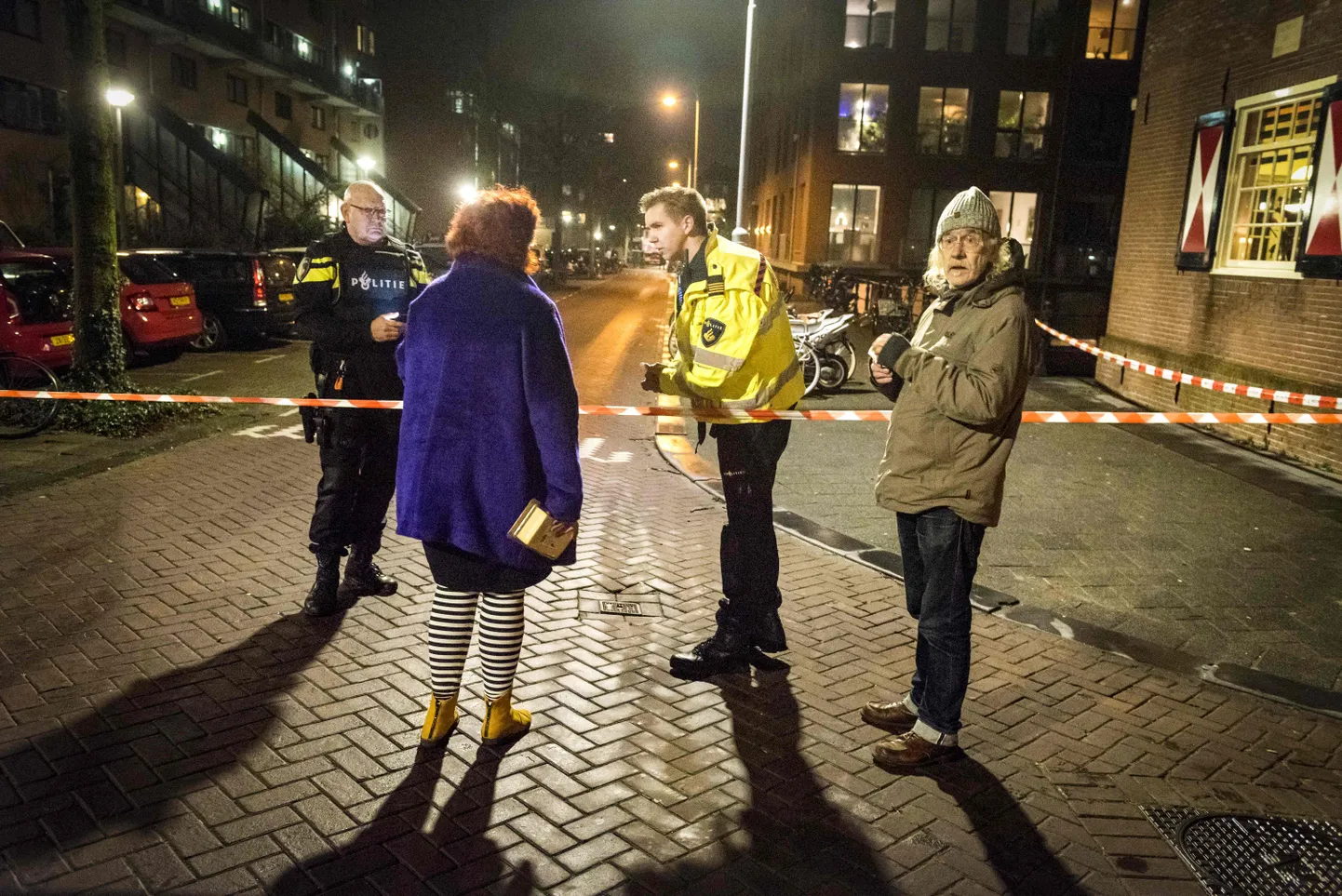 Politsei eraldas sündmuskoha Grote Wittenburgstraati tänaval.