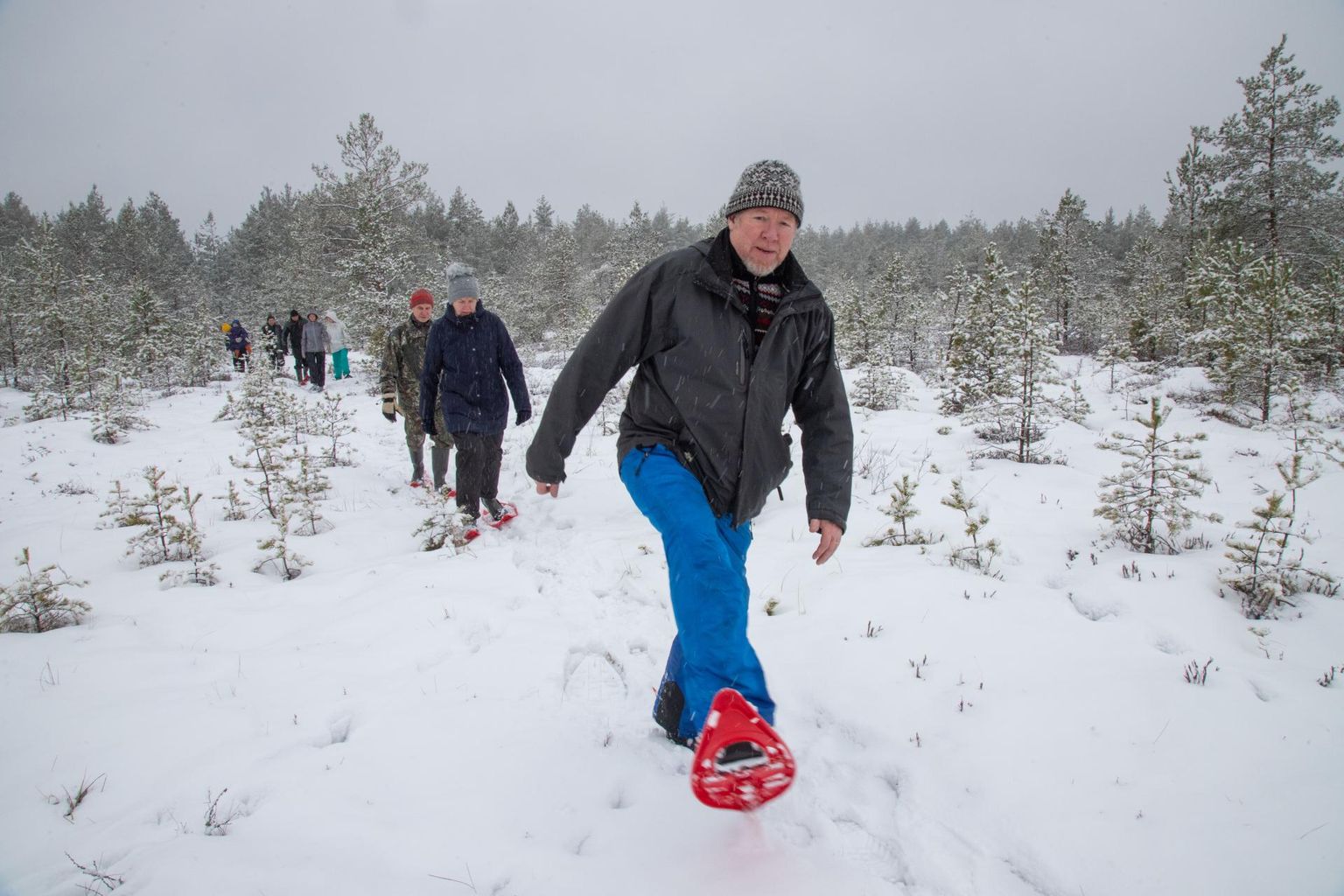 Viimased kaks aastat on Soomaal populaarsed olnud talvised räätsamatkad ja tõukekelgutamine, esiplaanil Soomaal tegutsev ettevõtja Aivar Ruukel.