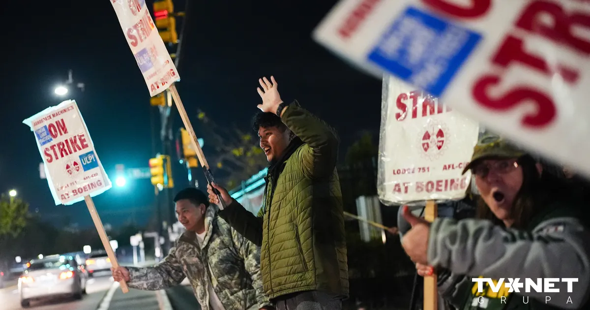 "Boeing" darbinieki nepieņem algas palielinājumu un turpina streiku