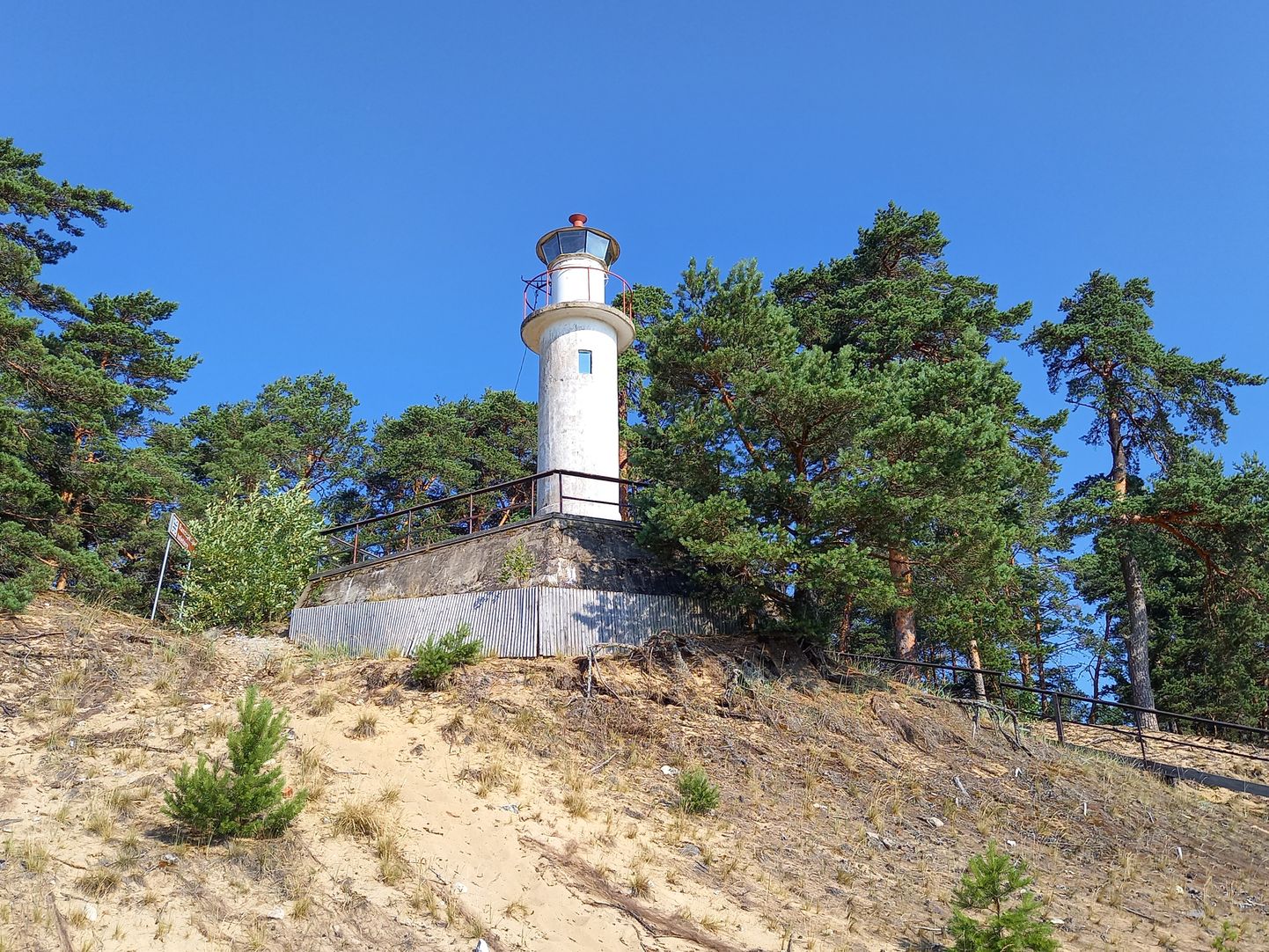Для Алутагузеской волости маяк Раннапунгерья - важный береговой ориентир.