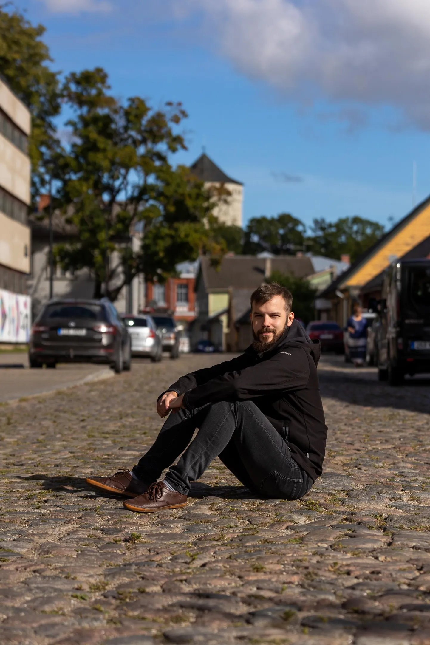 Paide uus linnaarhitekt Peter Luuk leiab, et Paide puitmajad võiksid võimalusel ka tulevikus alles olla, kuna need annavad linnale hubast hõngu. Just nagu see on Rüütli tänaval.