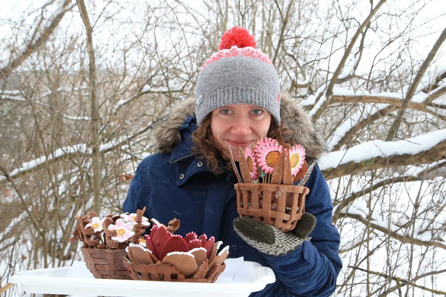 Tänavuse Tartu Postimehe piparkoogivõistluse võitis Eleri Hirv, kes meisterdas kolm imeõrna lillekorvi. 3 x Margus Ansu