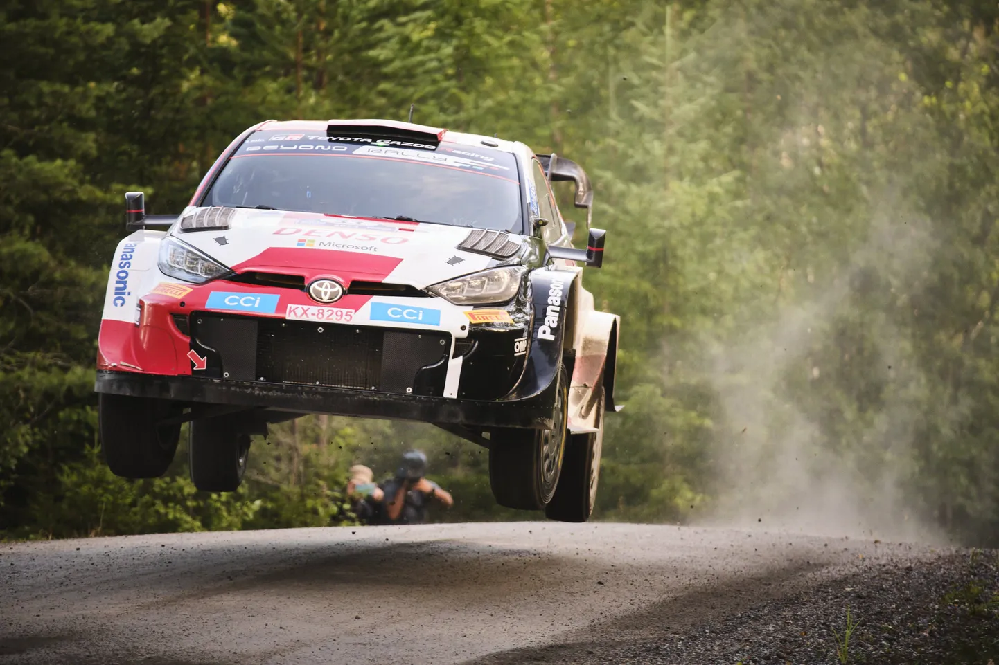 Võidumees Elfyn Evans Soome rallil.