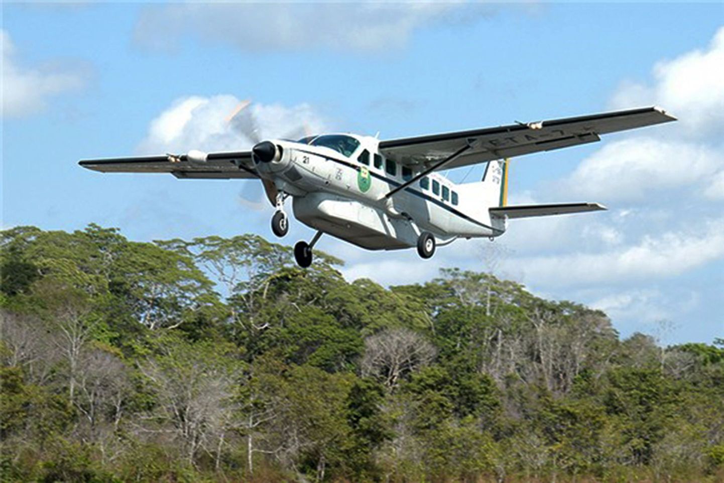 Brasiilia õhujuõududele kuuluv Cessna C-98 Caravan jäi Amazonases kadunuks
