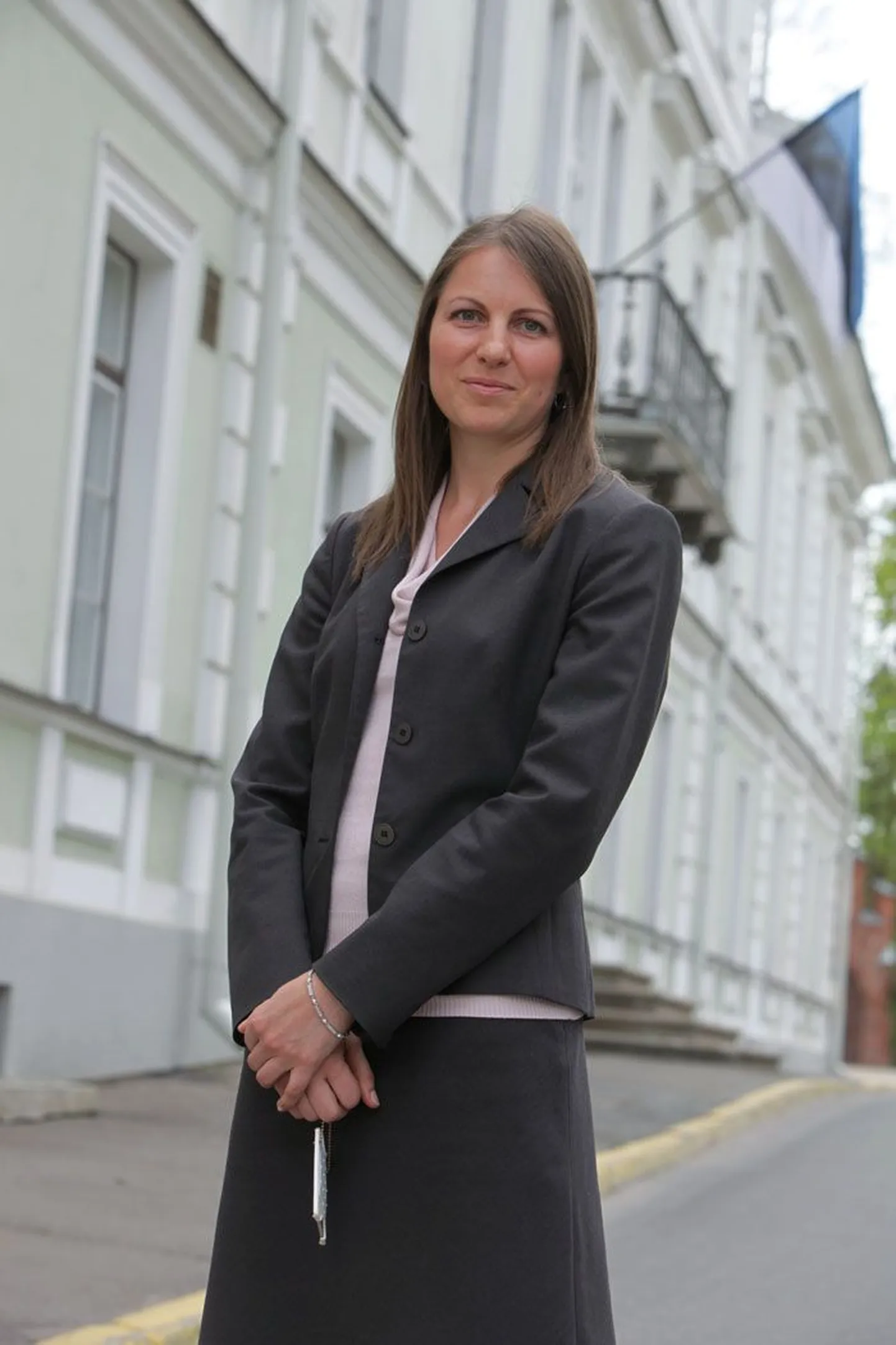 Liis Arraku sõnul peaks lapsevanemate teadlikkuse tõstmiseks neile selgitama ühise hooldusõiguse mõistet, samuti seda, millistel juhtudel ja kuidas on võimalik tulevikus hooldusõigust muuta.