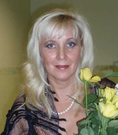 Елена Курган.