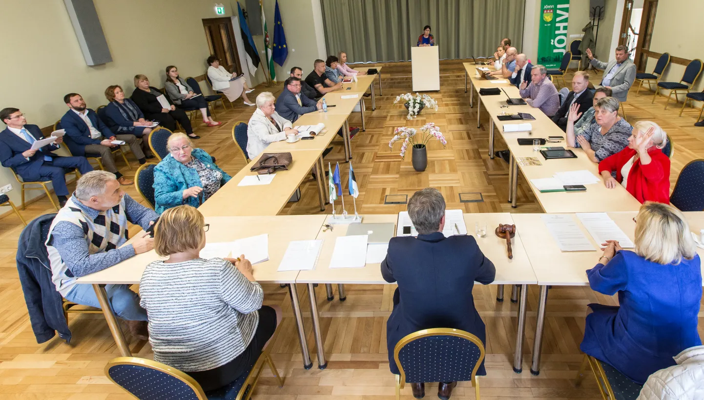 Jõhvi volikogu istung.
