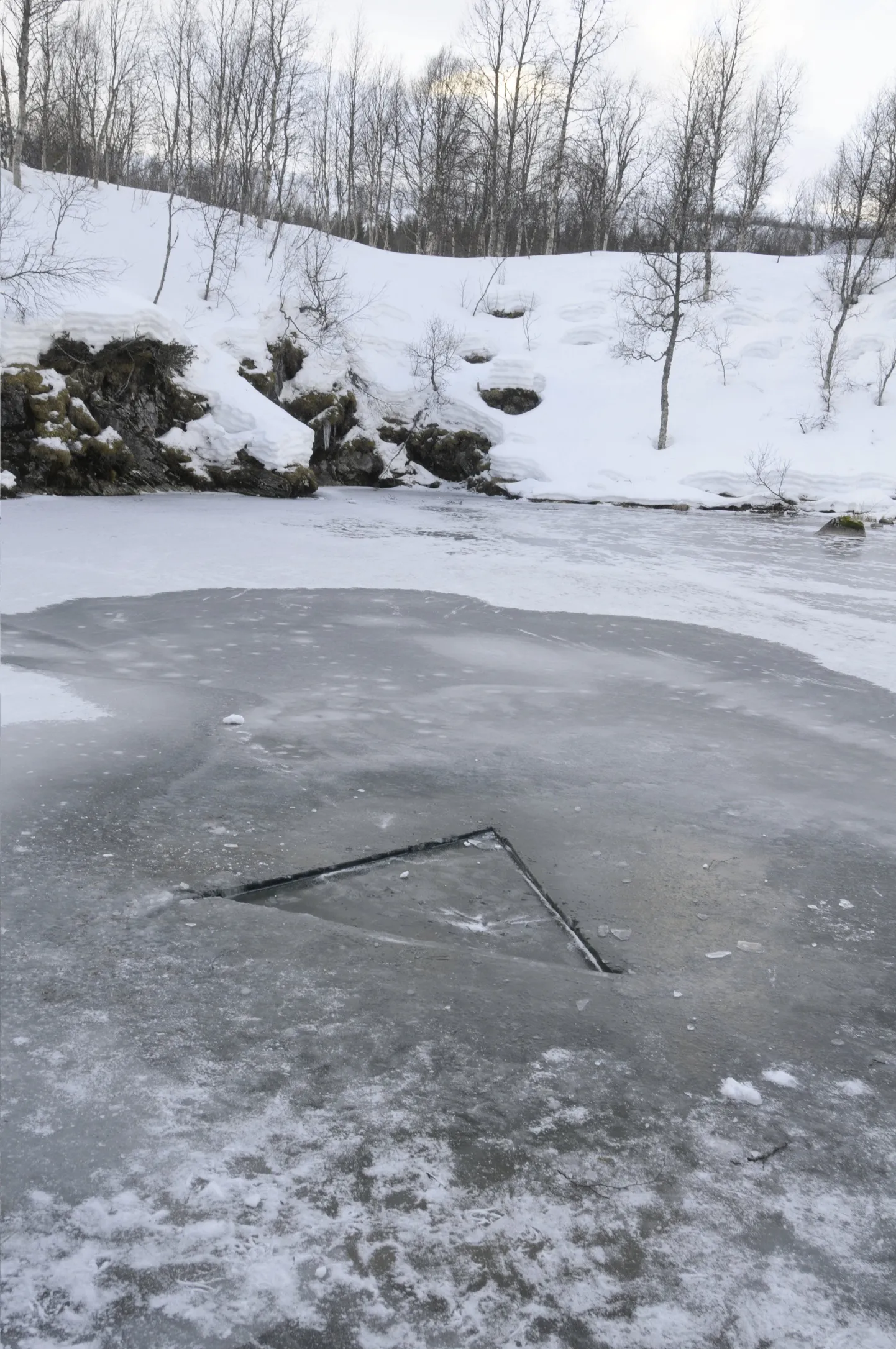 Jääauk, kust soomlased sisenesid veebruari alguses Plurdaleni koobastesse.