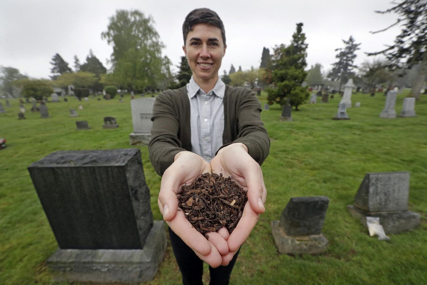 Mõni aiakärutäis komposti: Seattle&#39;i firma Recompose asutaja Katrina Spade kavatseb hakata koolnute komposteerimist teenusena pakkuma juba tuleval aastal