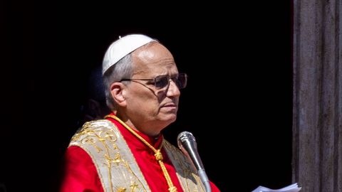 Pāvests Leons XIV Lieldienu uzrunā aicina nolikt ieročus un izvēlēties mieru