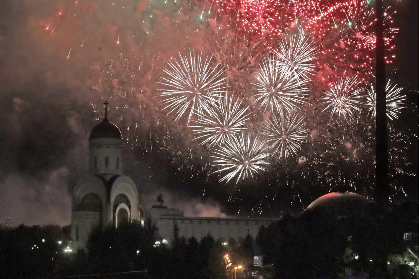22. septembril toimus Moskvas saluut «Tallinna Saksa fašistlike vägede käest vabastamise 75. aastapäeva auks».