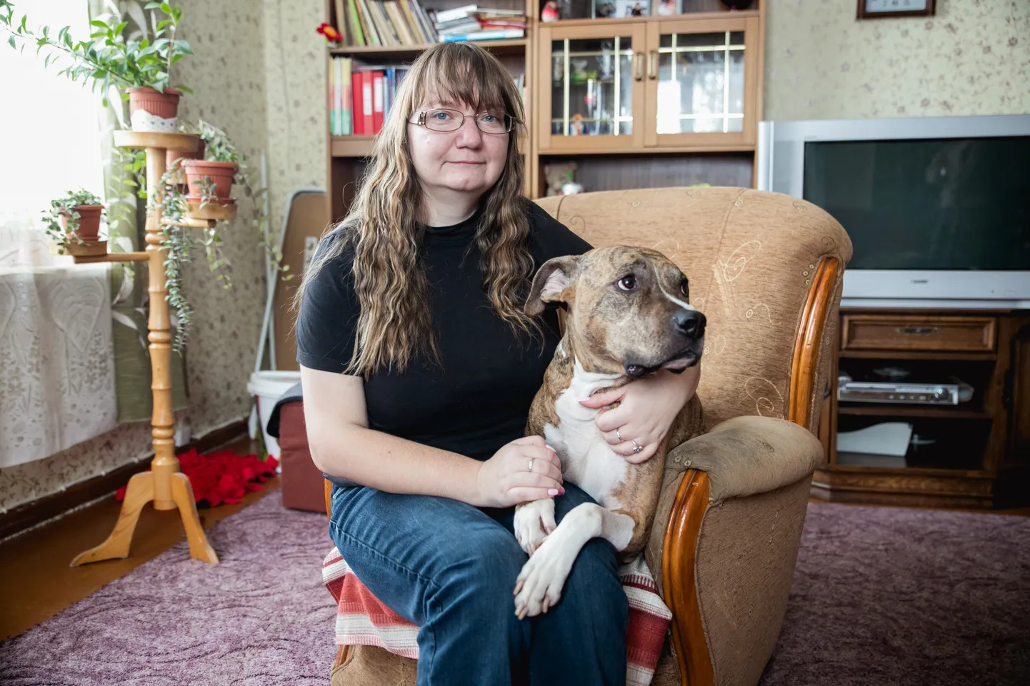 Koer Ammi ei ole pelgalt vahva kaaslane, vaid Liinale ka suureks abiks. Näiteks annab ta märku kui perenaisel on palavik. Samuti verejooksudega, kui Ammi mõnda liigest lakub, teab Liina, et tuleb süst ära teha.