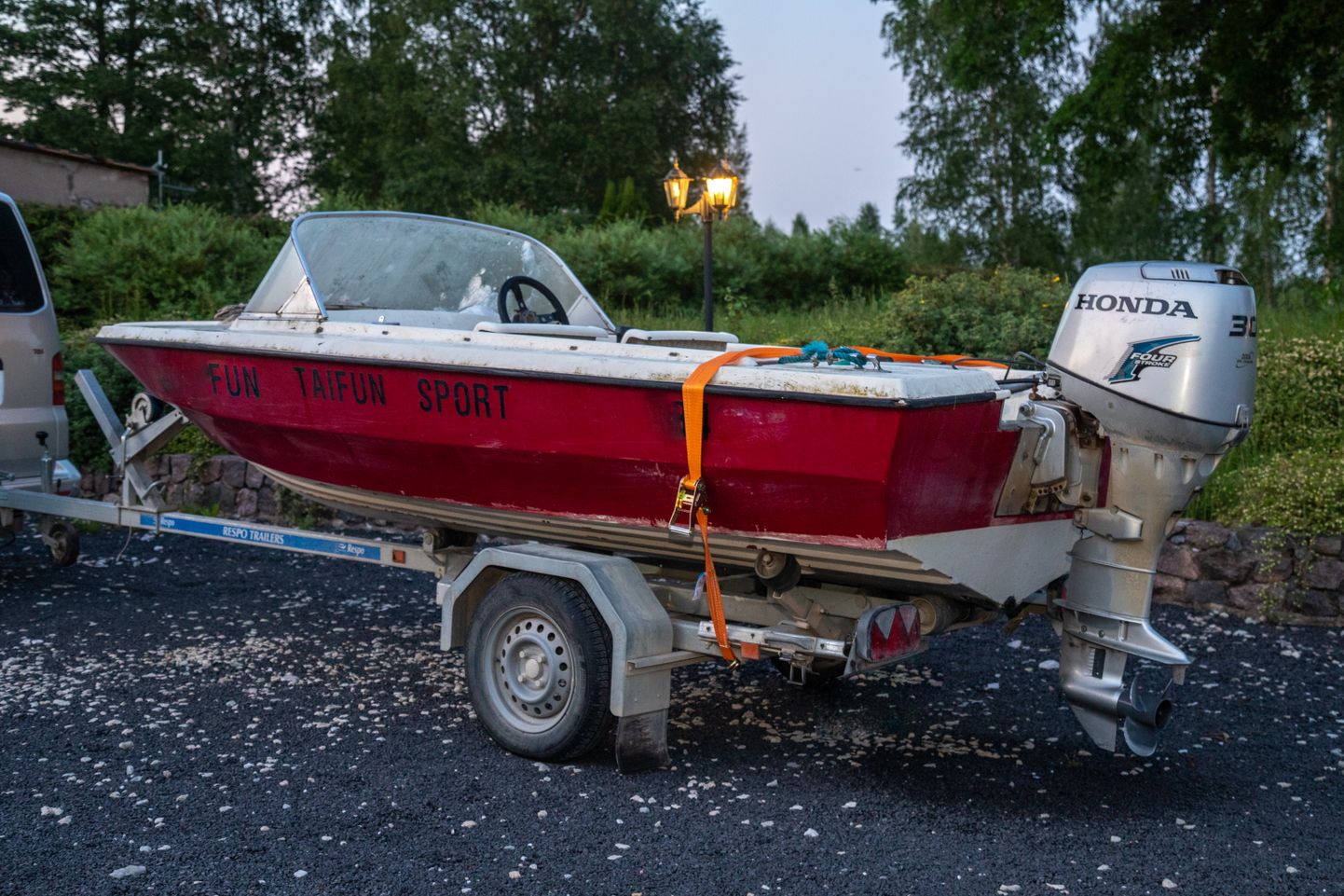В субботу на озере Выртсъярв произошел трагический несчастный случай, в результате которого утонул человек.