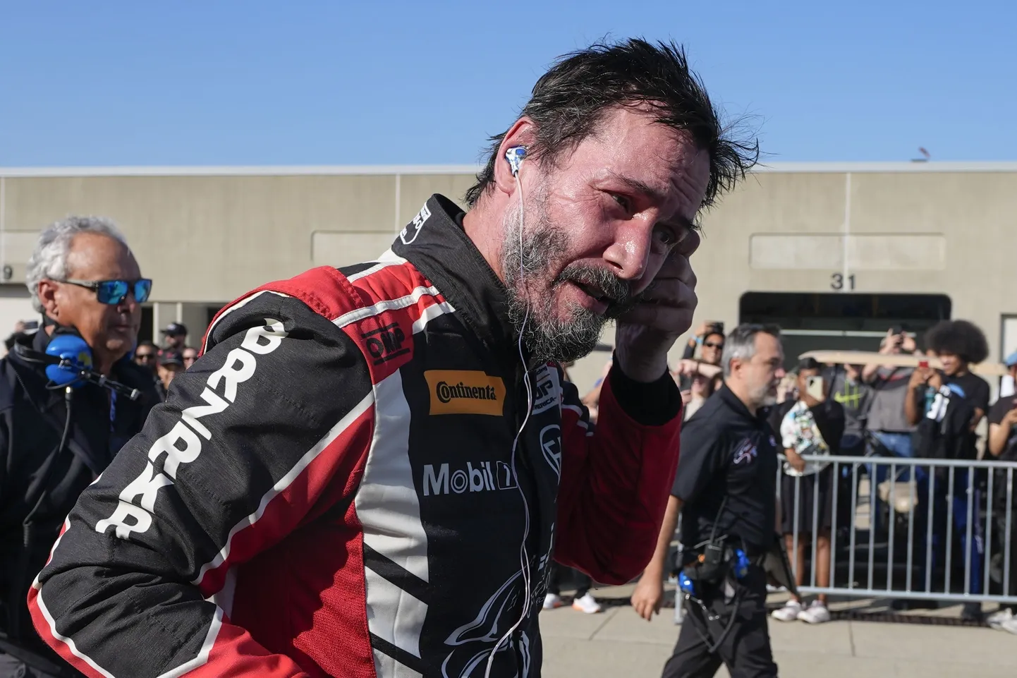 Keanu Reeves GR karikavõistlustel Indianapolis ovaalrajal.