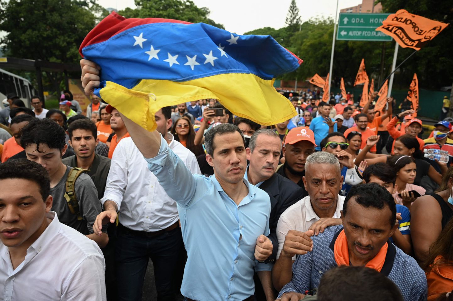 Venezuela opositsioonijuht Juan Guaidó osalemas 27. oktoobril meeleavaldusel nõudmaks presidendivalimiste kuupäeva määramist.
