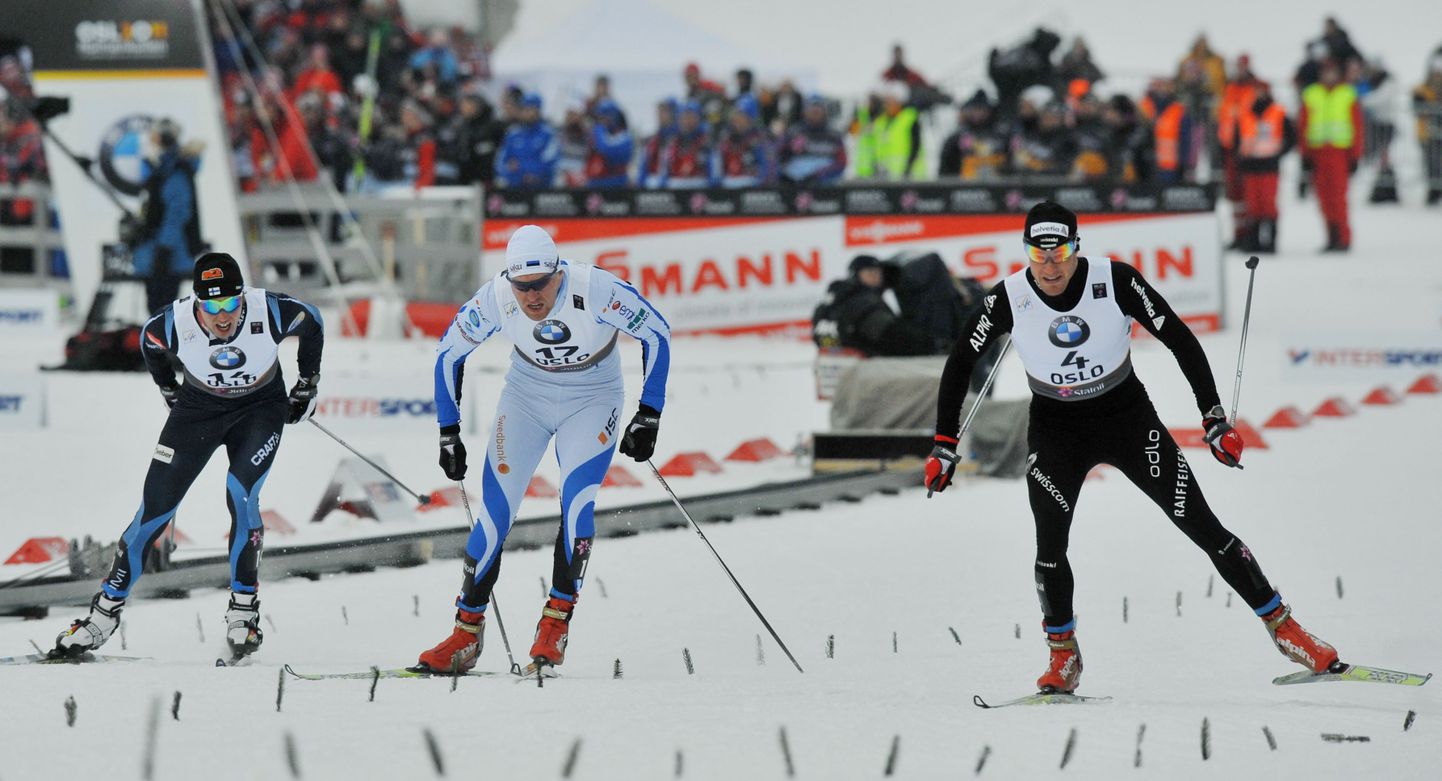 Peeter Kümmel (keskel) tegi Holmenkolleni MMil suurepärase võistluse.