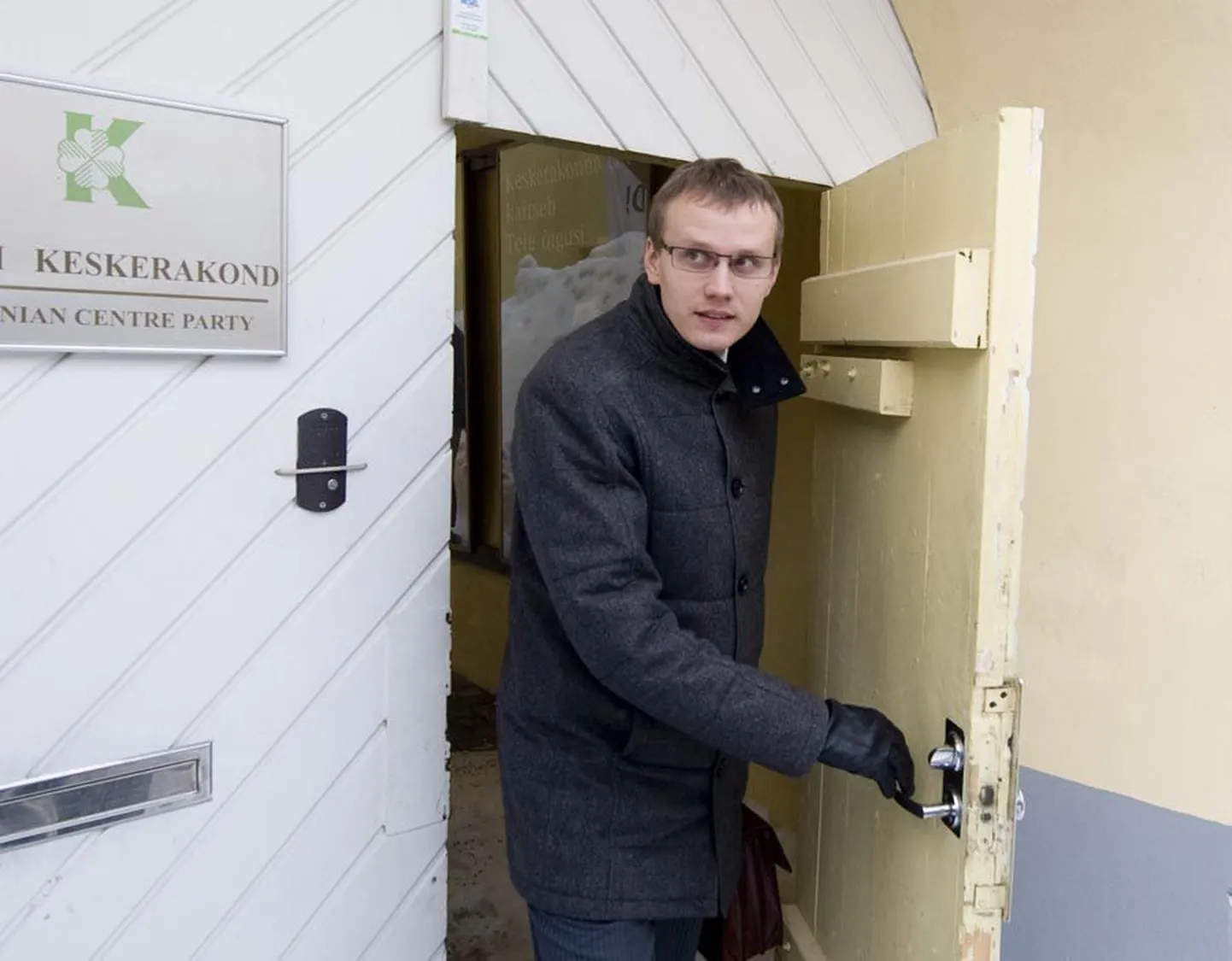 Järva- ja Viljandimaalt riigikogusse valitud Keskerakonna peasekretär Priit Toobal kinnitas eile, et tema südametunnistus on puhas.