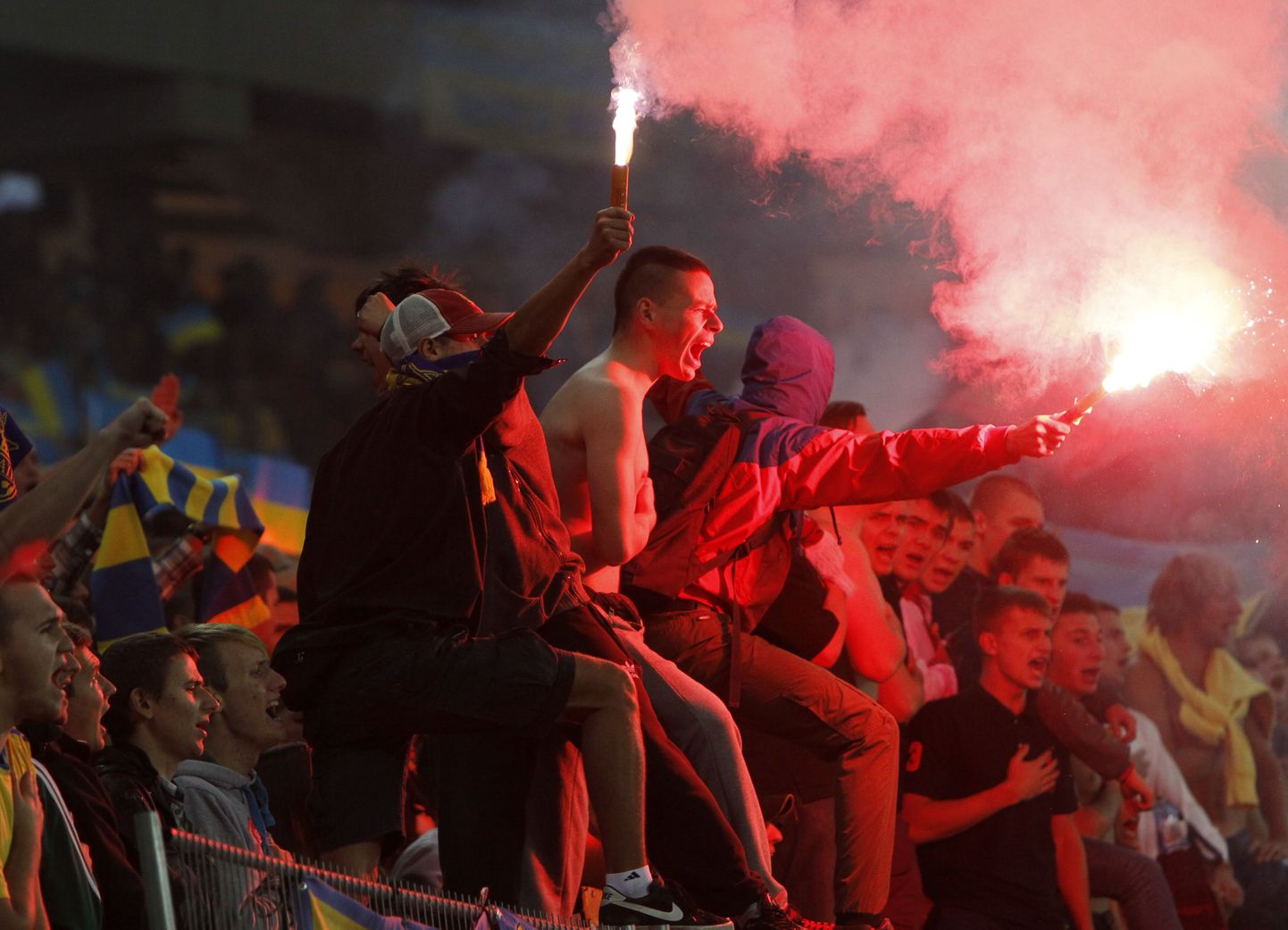 Ukraina jalgpallikoondise fännid.
