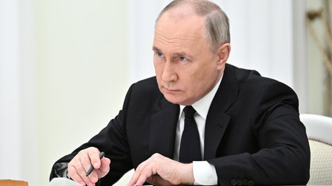 «Isegi Minskisse ei saa.» Kreml keelab riigisaladuste paljastamise kartuses ametnikel reisida