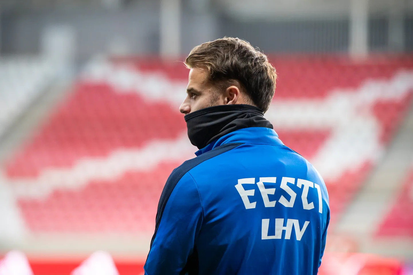 Eesti jalgpallikoondise ründaja Rauno Sappinen jääb tänasest mängust Iisraeliga valuliku põlve tõttu kõrvale.