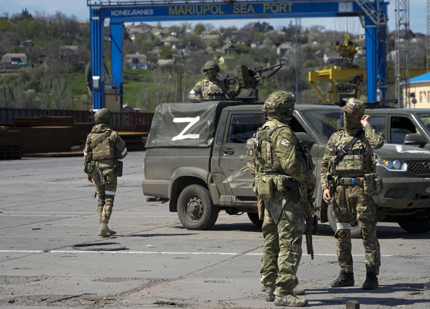 Vene sõdurid Ukraina sadamalinnas Mariupolis, mis on peaaegu Vene vägede kontrolli all