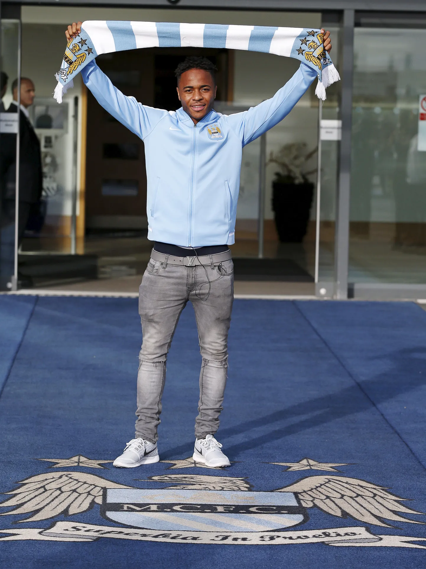 Raheem Sterling kohtus Manchester City fännidega