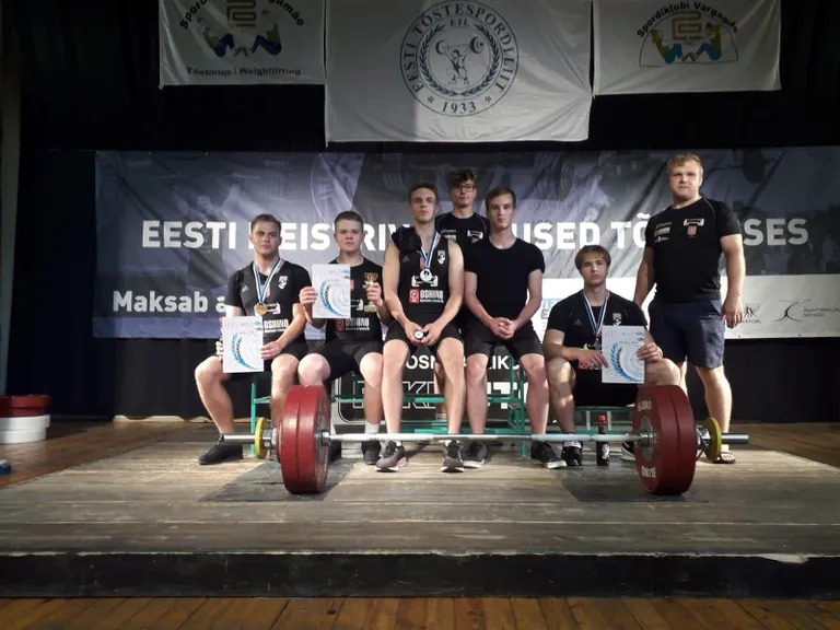 Kuni 89 kilogrammi kaalukategoorias osales kuus sportlast.