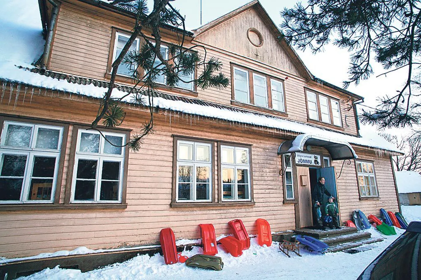 Vanas koolimajas on Jõõpre lasteaed pesitsenud 2001. aastast.