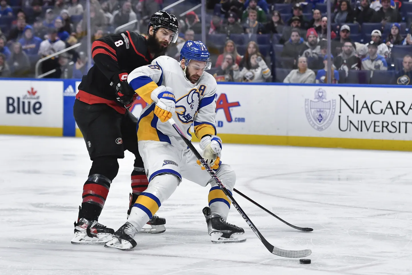 Zemgus Girgensons