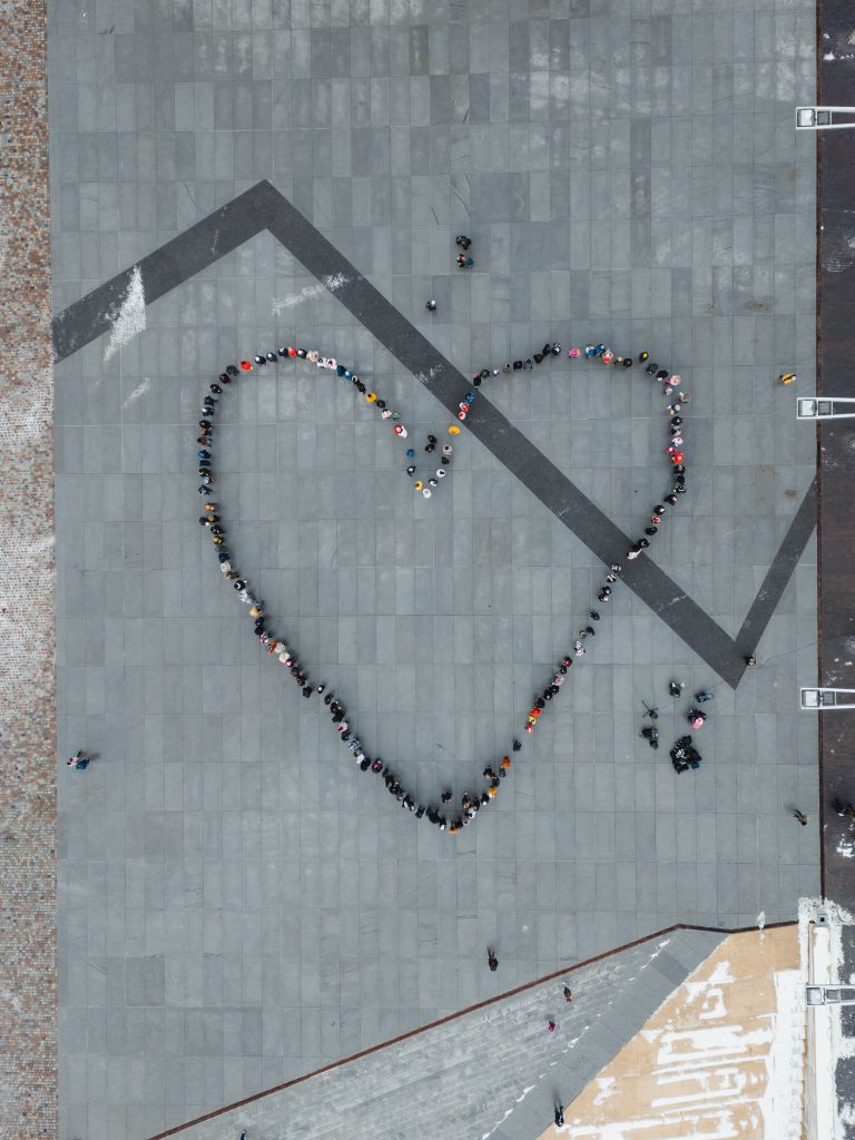 Сердце в Таллинне, площадь Вабадузе, 12.02.2023