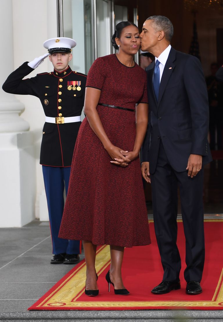 USA president Barack Obama ja esileedi Michelle Obama lahkumas 20. jaanuaril 2017 Valgest Majast