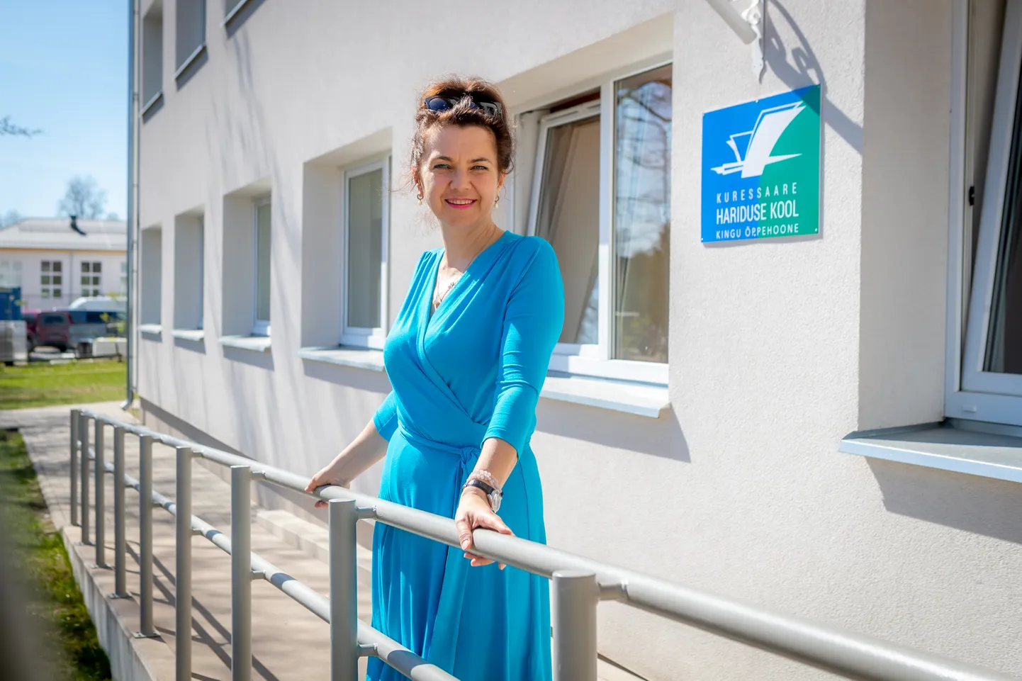 KINGU MAJA perenaine Maris Rattasepp leiab, et kuigi väljast on hoone korras, vajab see seest hädasti remonti.