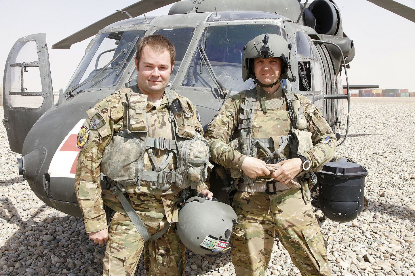 Kapten Rene Kallis ja kapten Martin Noorsalu täitsid Afganistanis esimese teenistusülesande.