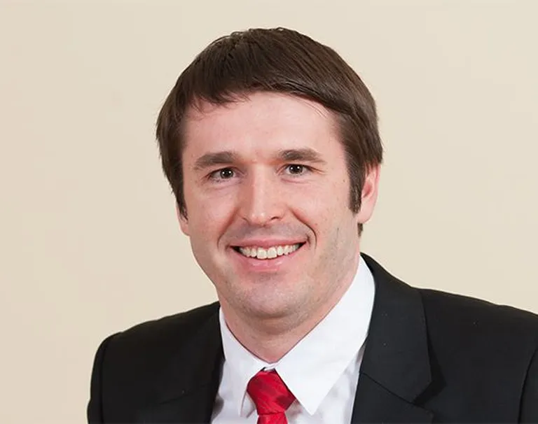 Rainer Vakra.