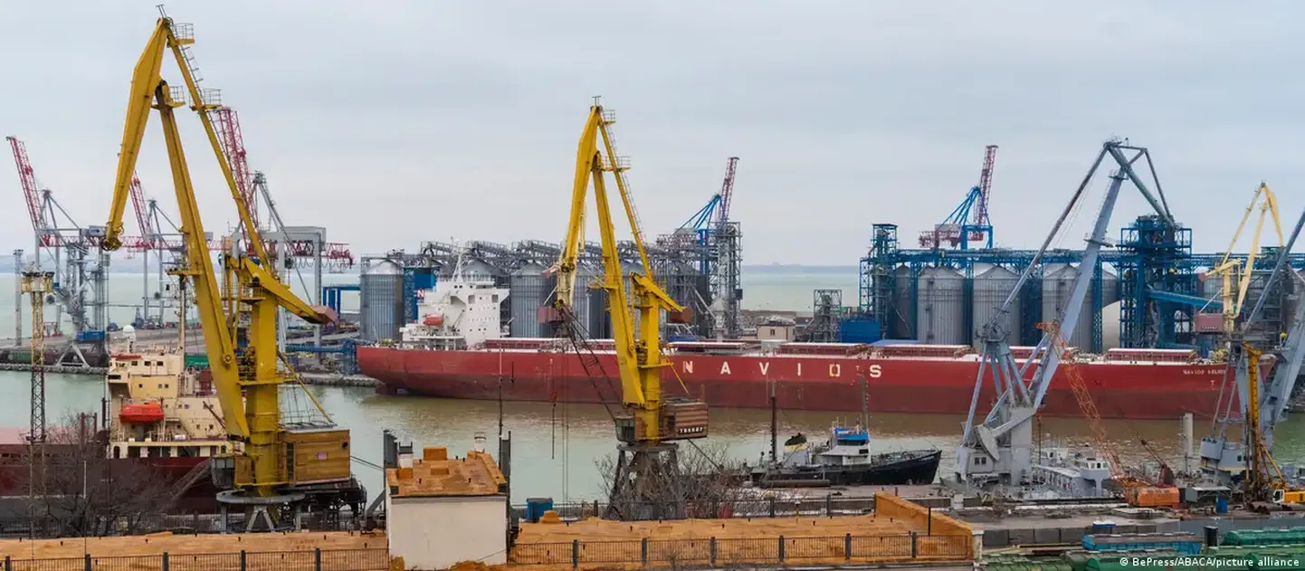 Украина экспортировала по морскому коридору около 34 ммл тонн грузов. На фото - Одесский порт