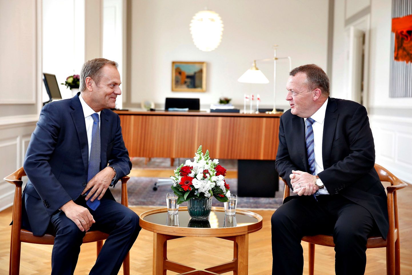 Taani peaminister Lars Lokke Rasmusen (paremal) kohtumas Kopenhaagenis Euroopa Komisjoni presidendi Donald Tuskiga.