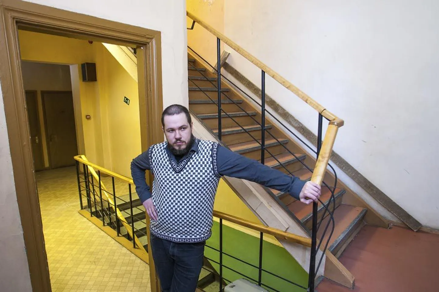 Viljandi muusikakooli õppejuhataja Marko Mägi ütles, et kool on renoveerimist oodanud kaua. Pilt on tehtud teisel korrusel, kus päästeameti sõnul õppetööd teha ei tohiks.